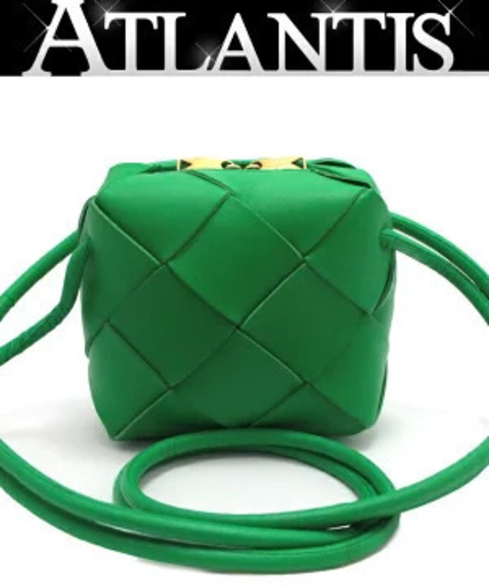 Bottega Veneta cassette camera bag shoulder leather green